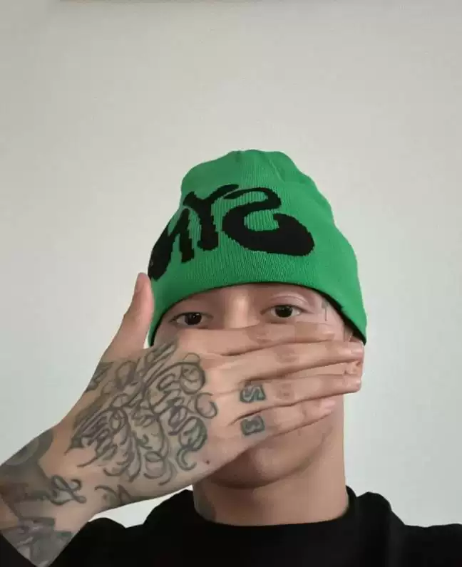 syna world beanie orange