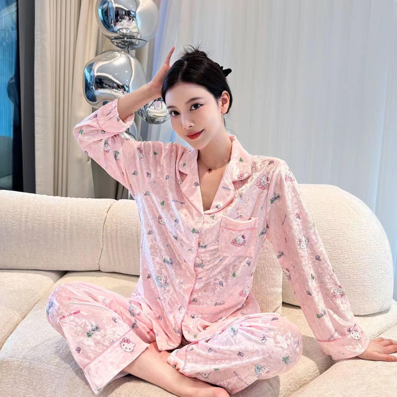 新款家居服HLKT猫咪金丝绒睡衣女