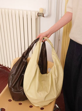 SecondMoon小众拼缝设计中性松弛慵懒环保pu百搭方巾包三角单肩包