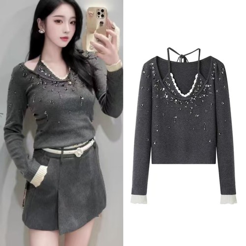 显瘦重工钉珠假两件挂脖针织衫