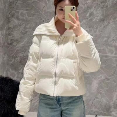 DN高端定制2025春季新款时尚百搭拼接海军领短款百搭羽绒外套女