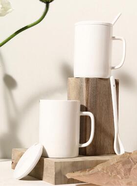 纯白色陶瓷马克杯简约大容量咖啡杯家用奶茶杯办公室牛奶杯带盖子