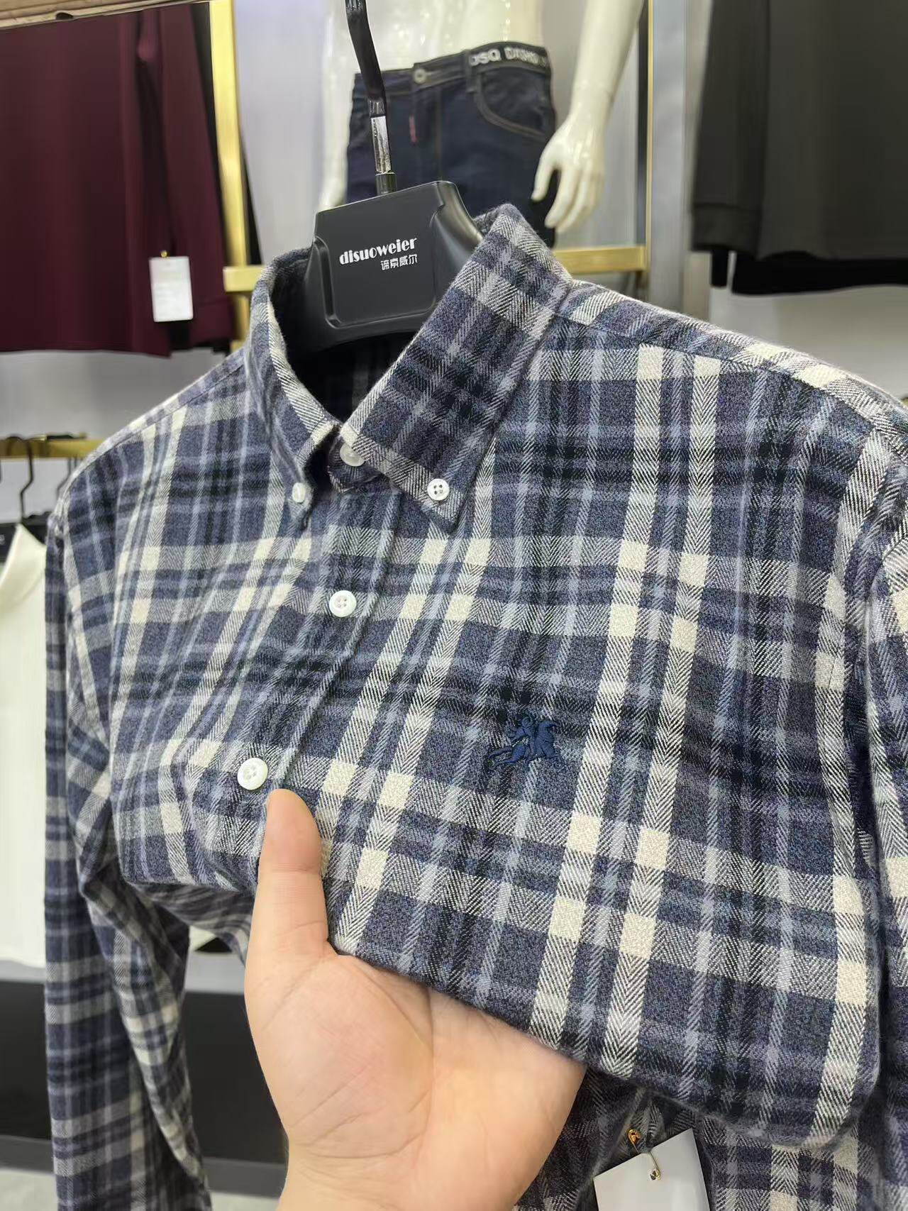 2025秋冬季新款纯棉磨毛衬衫男士长袖格子中青年休闲刺绣柔软衬衣