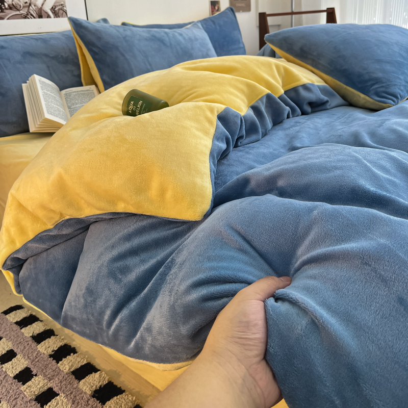 A类高克重牛奶绒纯色双拼四件套