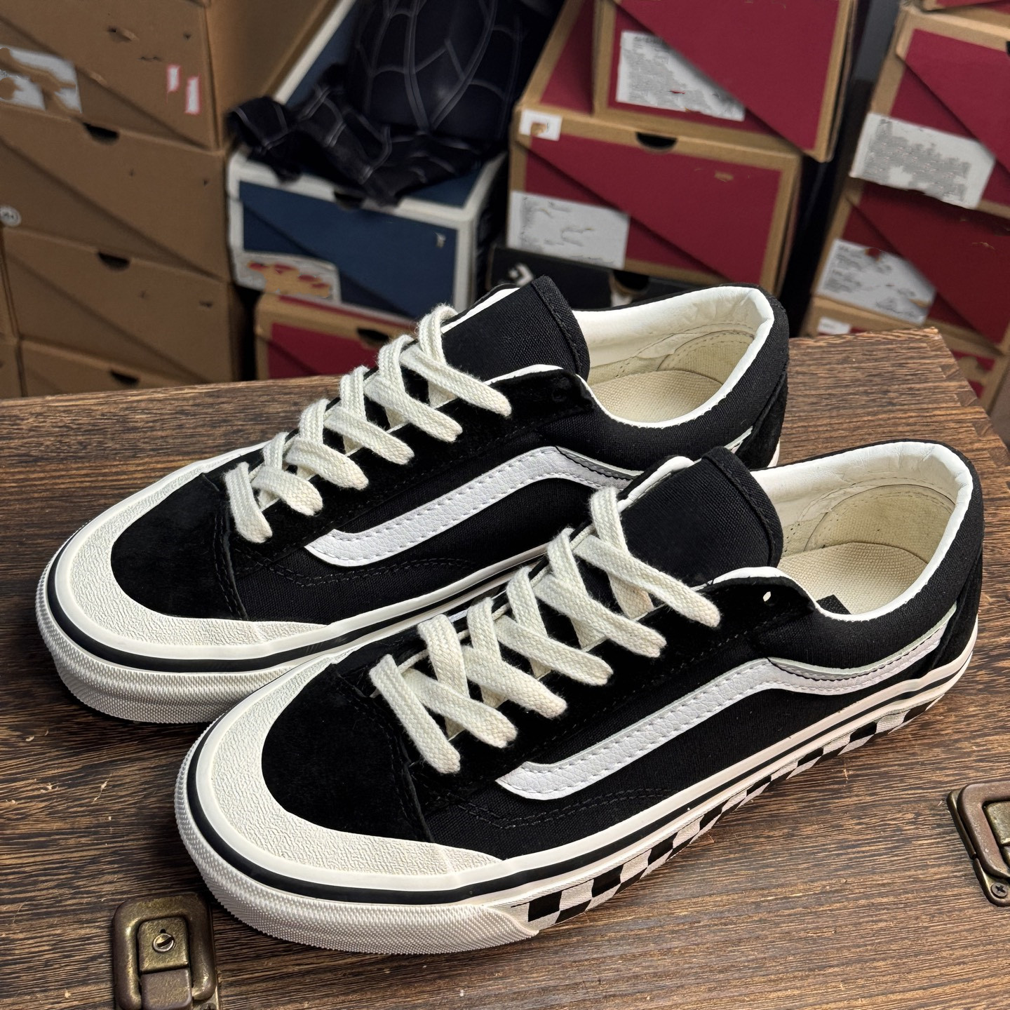 Style 36 SF黑白绿色时尚棋盘格低帮帆布板鞋男女同款VN0A3MVL0DT