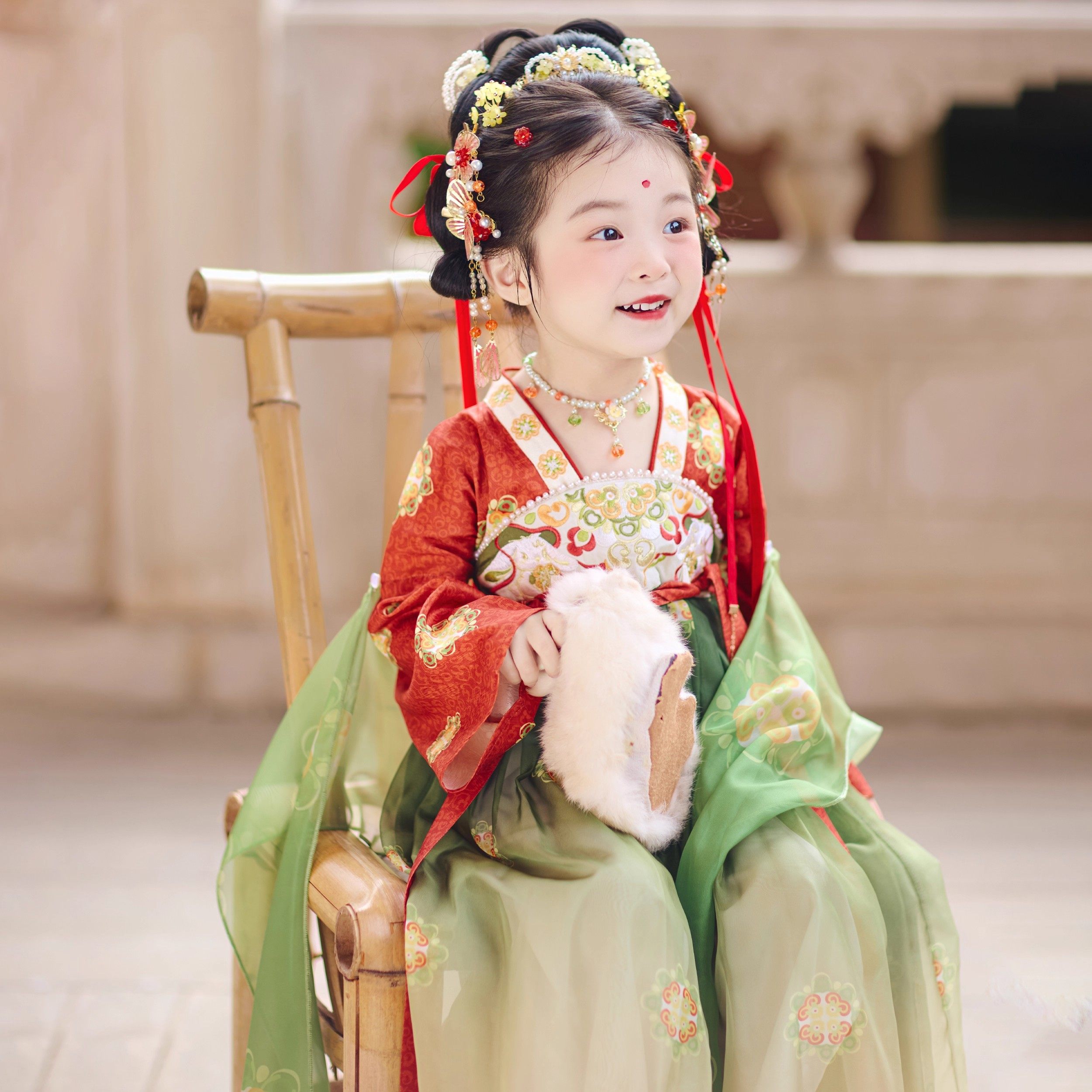 元旦舞蹈唐宫夜宴新款女童汉服