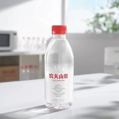 夫山泉长白山天然矿泉水