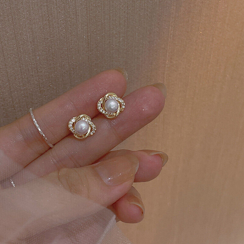 向晚韩国珍珠耳钉女古法式优雅s925银针气质高级感小众耳饰潮玫瑰高性价比高么？