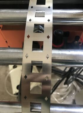 186502665032650电池成型冲孔镍片 镀镍片0.120.150.2厚