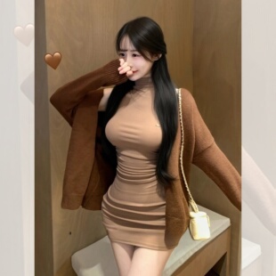 韩系简约慵懒风宽松针织开衫女性感显身材半高领包臀连衣裙两件套
