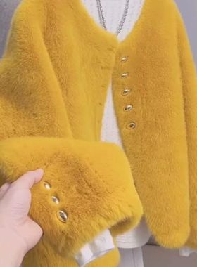 小香貂绒反季皮草冬天外套女短款皮毛一体米白色玫红色黄色有吊牌