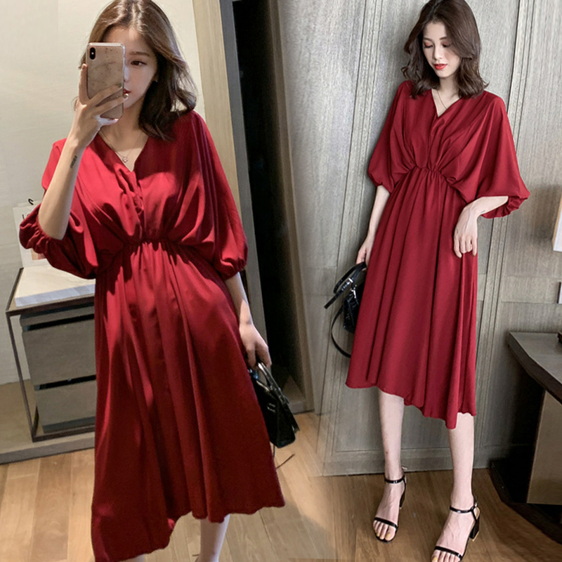 孕妇夏装上衣2021新款宽松V领收腰显瘦秋装气质哺乳连衣裙中长款