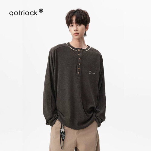 QOTRIOCK老钱风排扣刺绣圆领卫衣