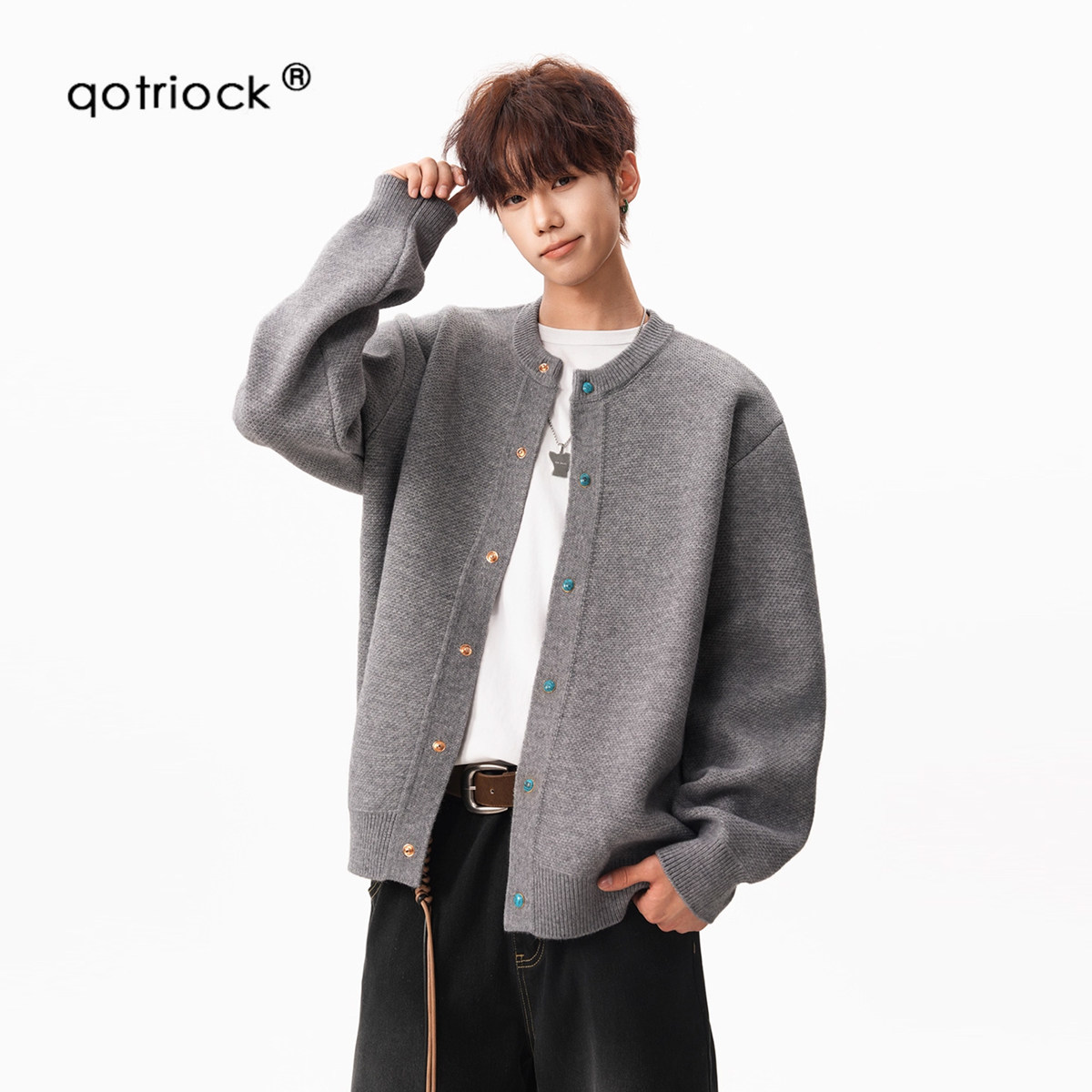 QOTRIOCK绿松石按扣圆领开衫毛衣图片