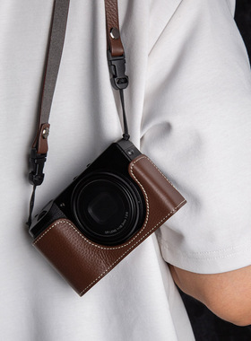 适用理光gr3/3x保护套GR4相机皮套保护套复古底座真皮理光相机包