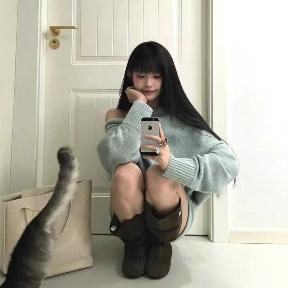 2026新款韩系高级感套装女秋冬纯欲露肩长袖针织衫上衣辣妹高腰短