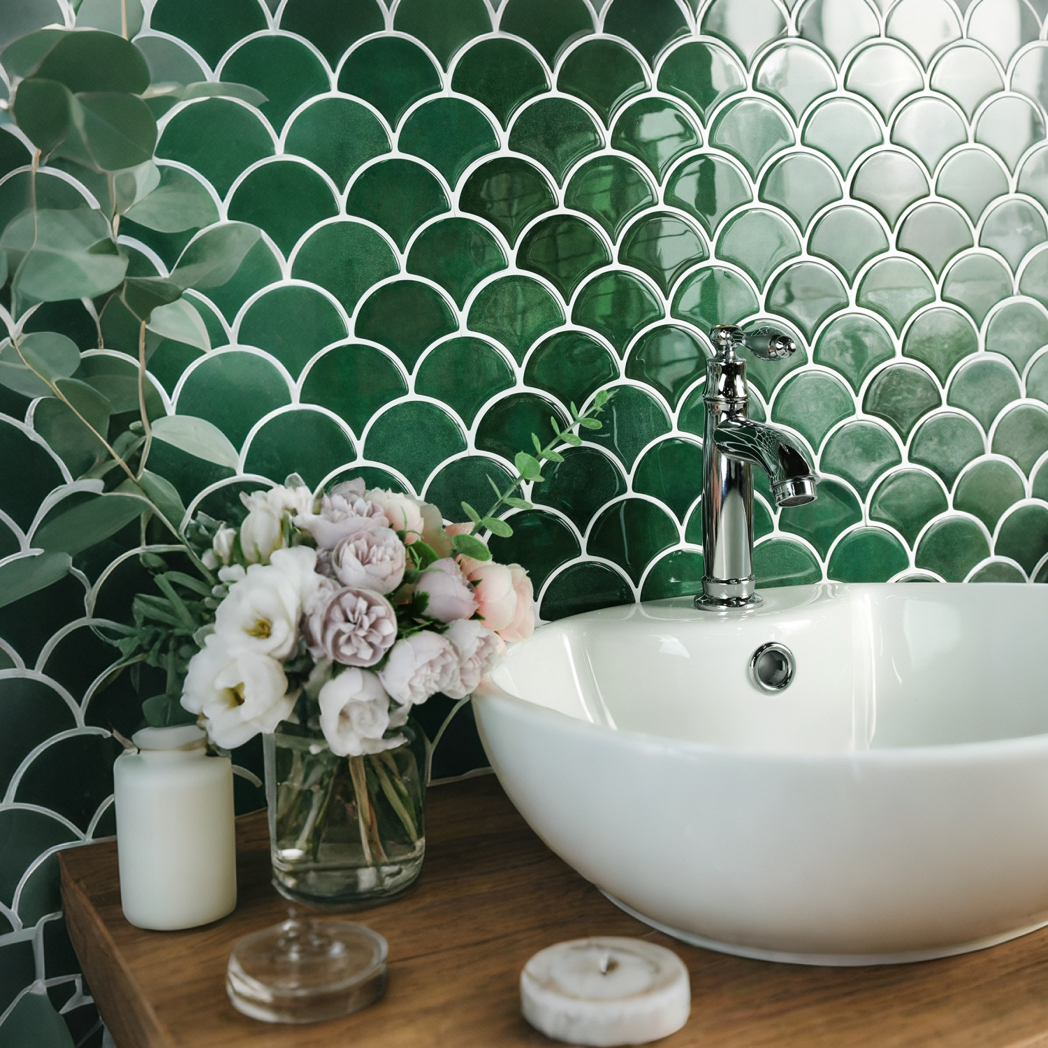 高级感3d立体轻奢风自粘墙贴光面浴室卫生间瓷砖贴防水防油壁纸