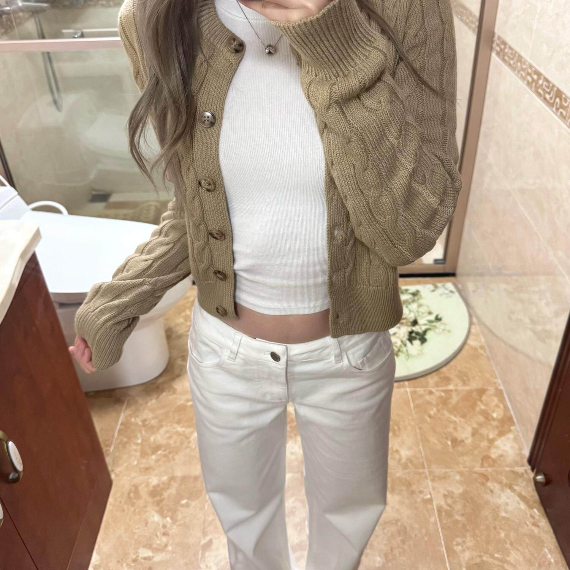 卡其色麻花针织开衫外套