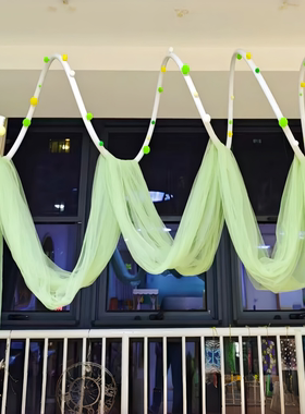 国风绿色系纱幔幼儿园春季开学环创装饰空中吊饰网纱布料婚礼布置