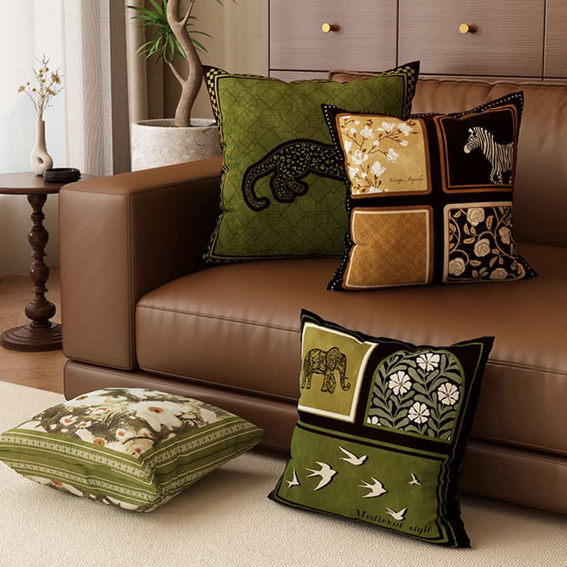 绿色中古风抱枕南洋风复古
