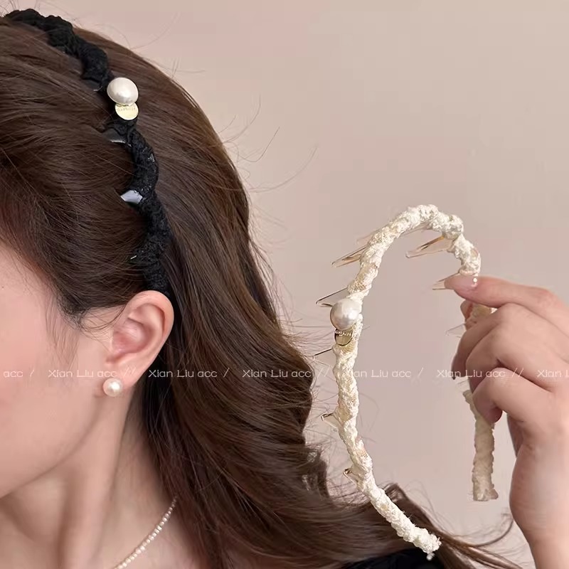 法式蕾丝缠绕发箍女2025新款高级感带齿防滑头箍外出百搭珍珠发饰