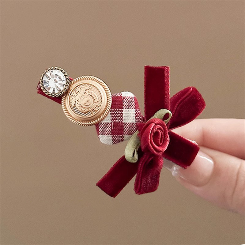 圣诞新年红色纽扣方块蝴蝶结发夹女2024新款气质百搭刘海侧边边夹,饰品/流行首饰/时尚饰品新,发饰,淘宝优惠券,粉丝福利购,淘宝优惠卷