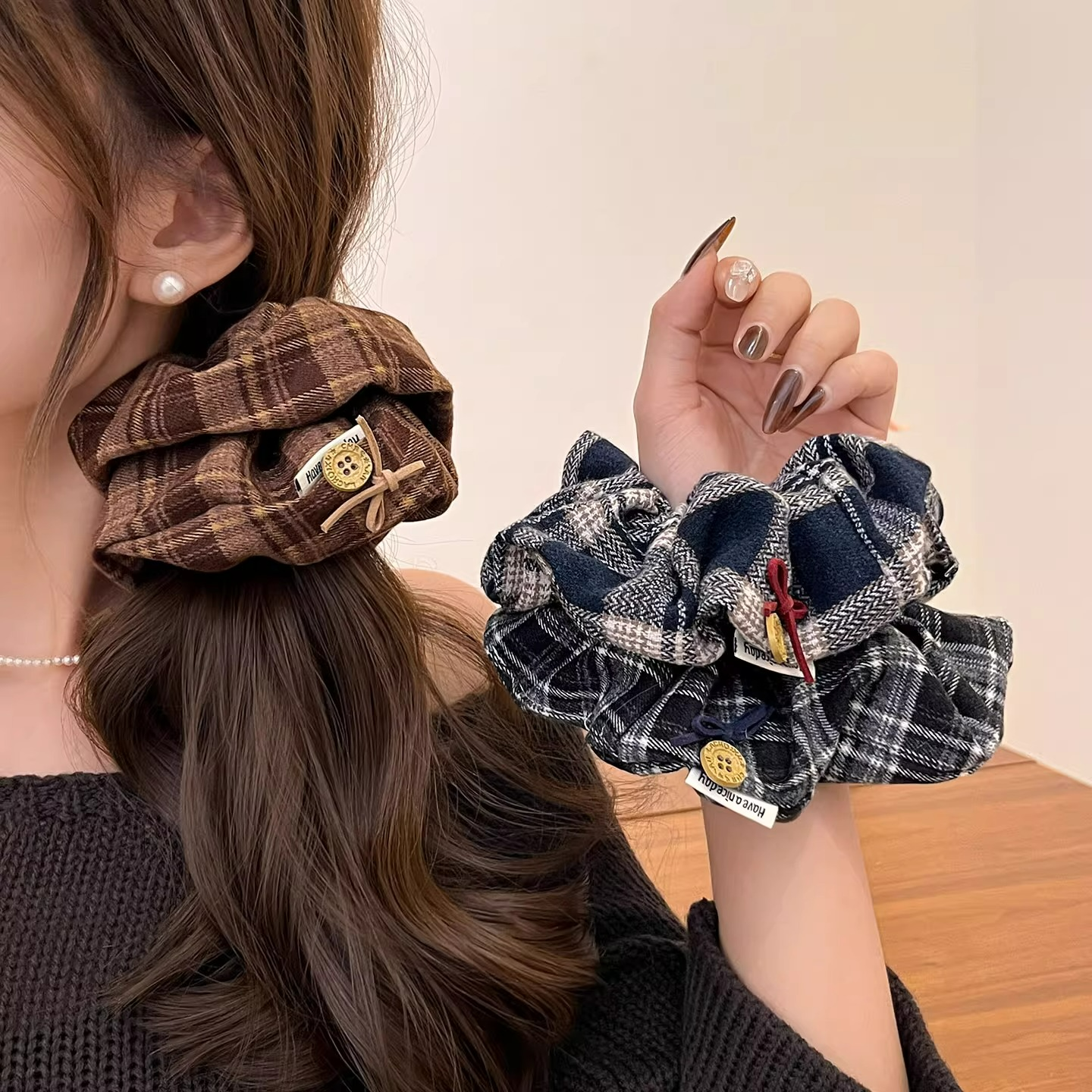法式复古格纹大肠发圈女高级感纽扣装饰韩系扎头发绳超大头绳发饰,饰品/流行首饰/时尚饰品新,发饰,淘宝优惠券,粉丝福利购,淘宝优惠卷