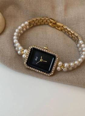 链条高级感手表方形表盘小众气质时尚女表手链小众设计轻奢质感