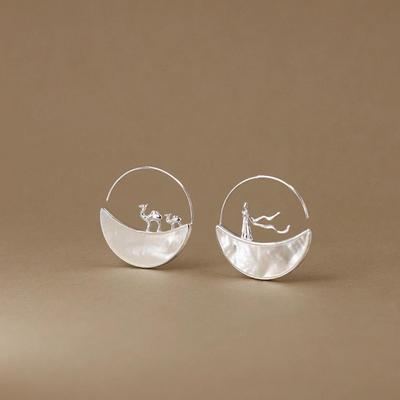 《行至敦煌》耳饰白贝新中式月牙泉优雅耳钉高级感设计师原创耳环