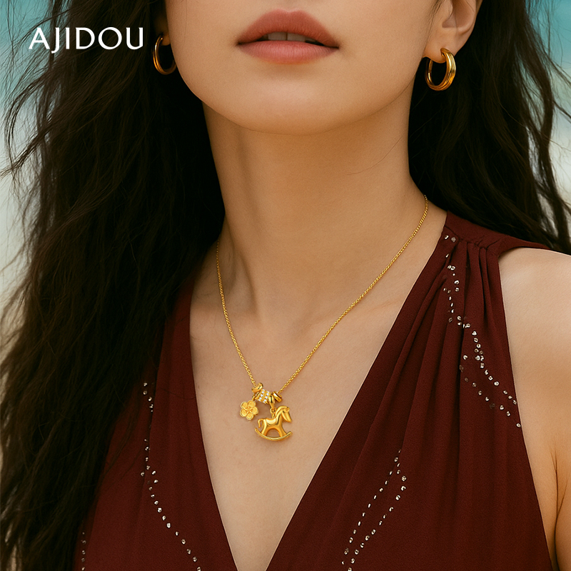 阿吉豆AJIDOU项链金色花朵锁骨链