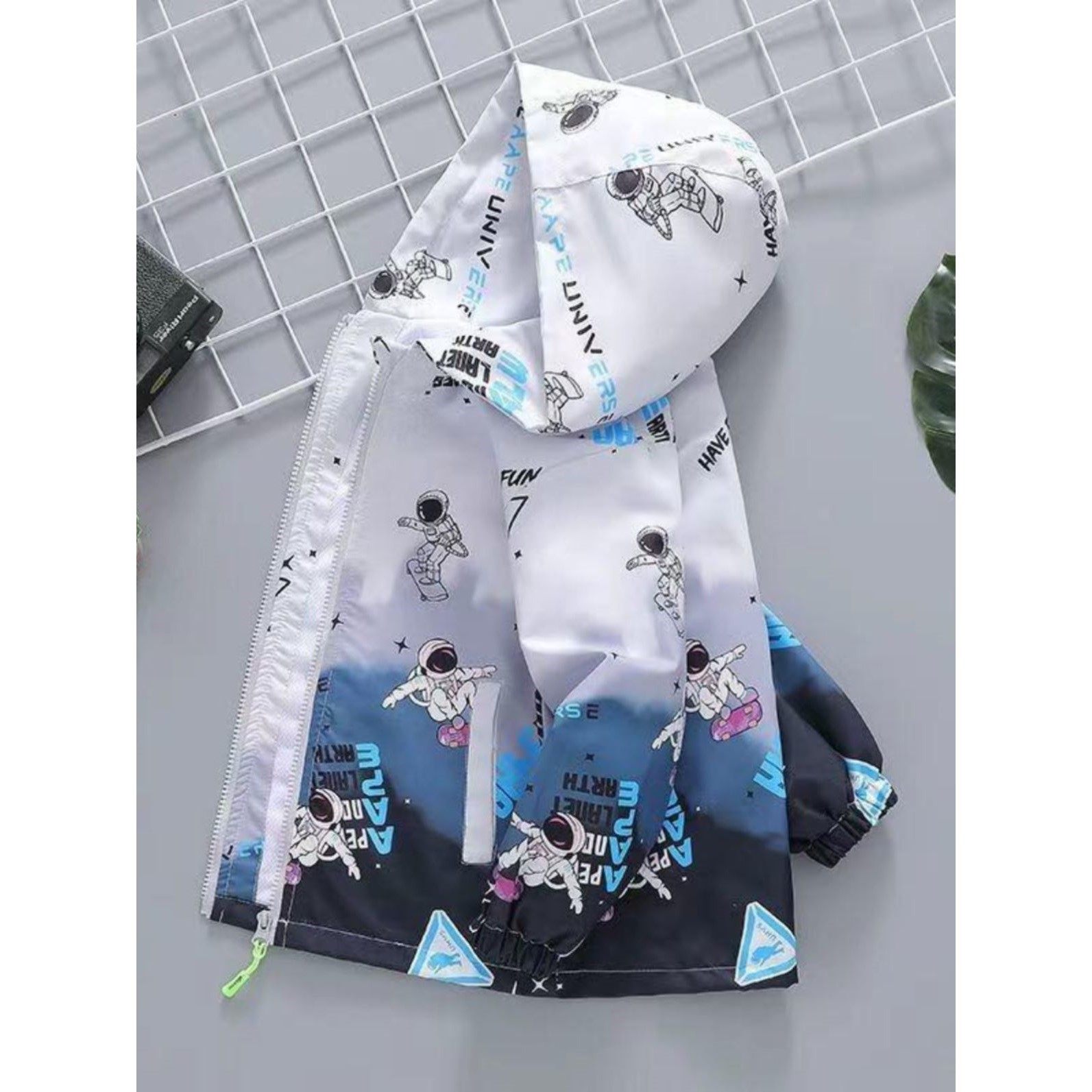 儿童罩衣秋冬男宝宝幼儿园小学生洋气外穿羽绒服防脏罩衫吃饭护衣