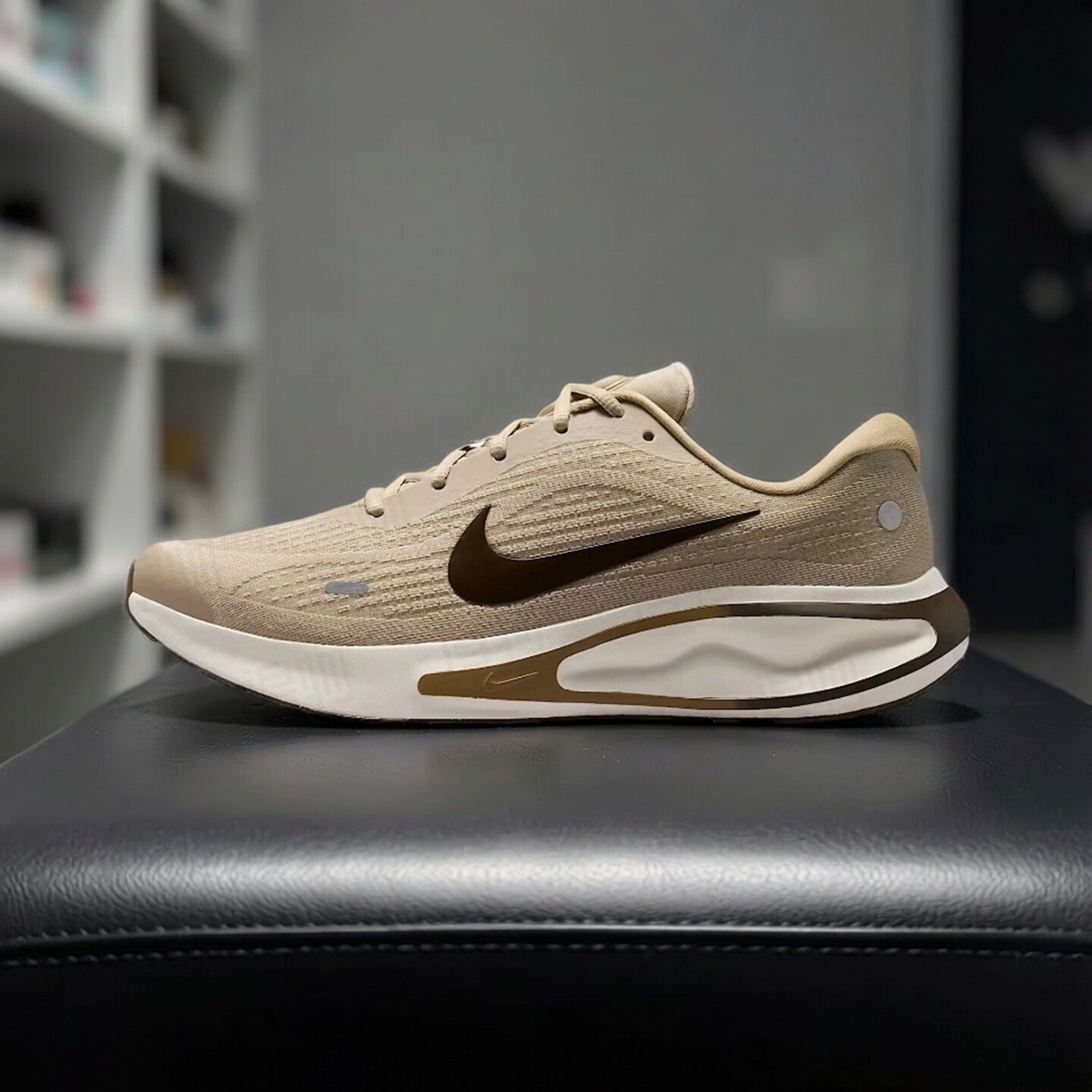 Nike耐克男款鞋子2026秋季新款Journey Run透气跑步鞋FN0228-200
