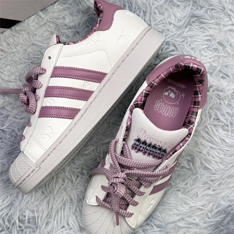 阿迪达斯三叶草男女款鞋子2026春季新款贝壳头百搭潮流板鞋KZ7157