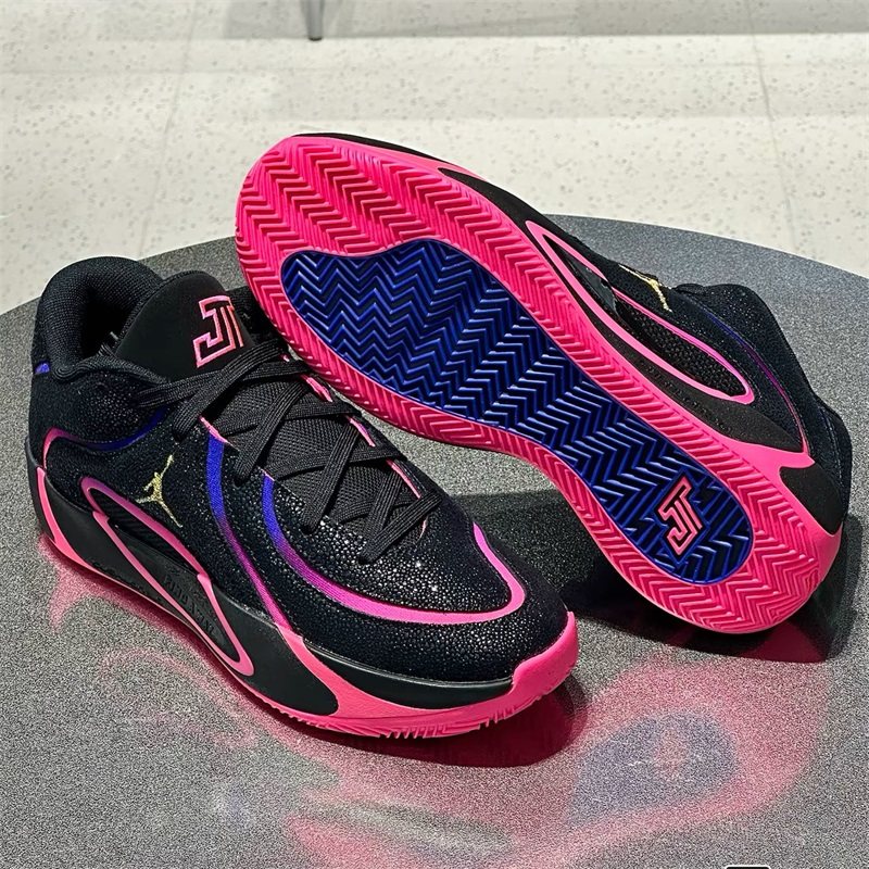 Nike耐克男鞋子2026春季新款塔图姆舒适运动缓震篮球鞋IR0074-003