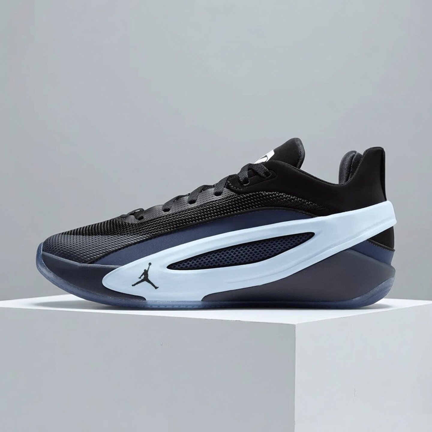 Nike耐克男鞋子2026夏季新款东契奇缓震透气实战篮球鞋IM5181-002