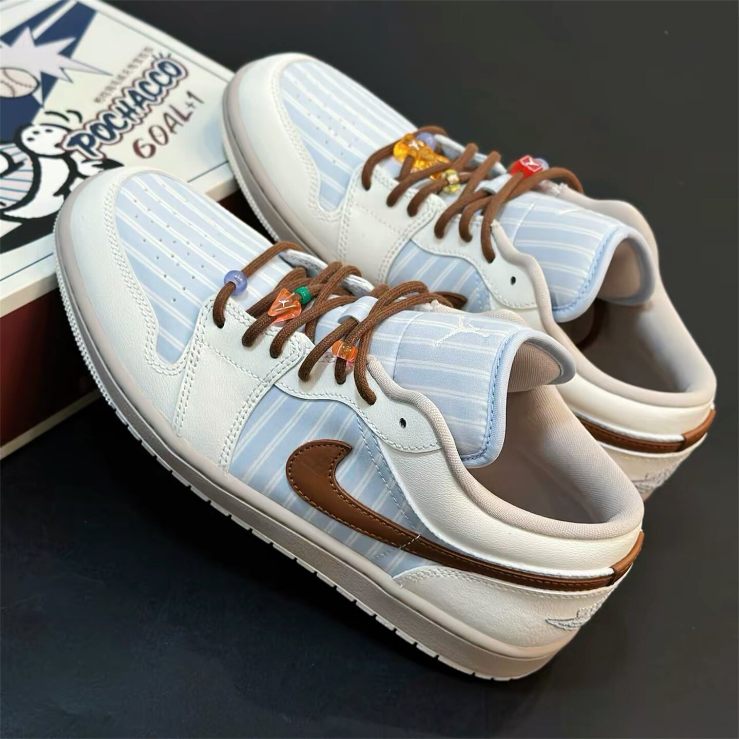 Nike耐克女鞋子2026夏季新款AJ JORDAN 1低帮休闲板鞋IR7553-422