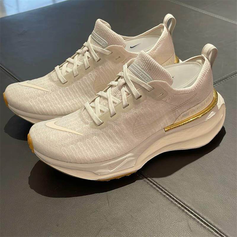 Nike耐克女鞋2024秋季新款舒适百搭软弹专业竞速跑步鞋DR2660-008