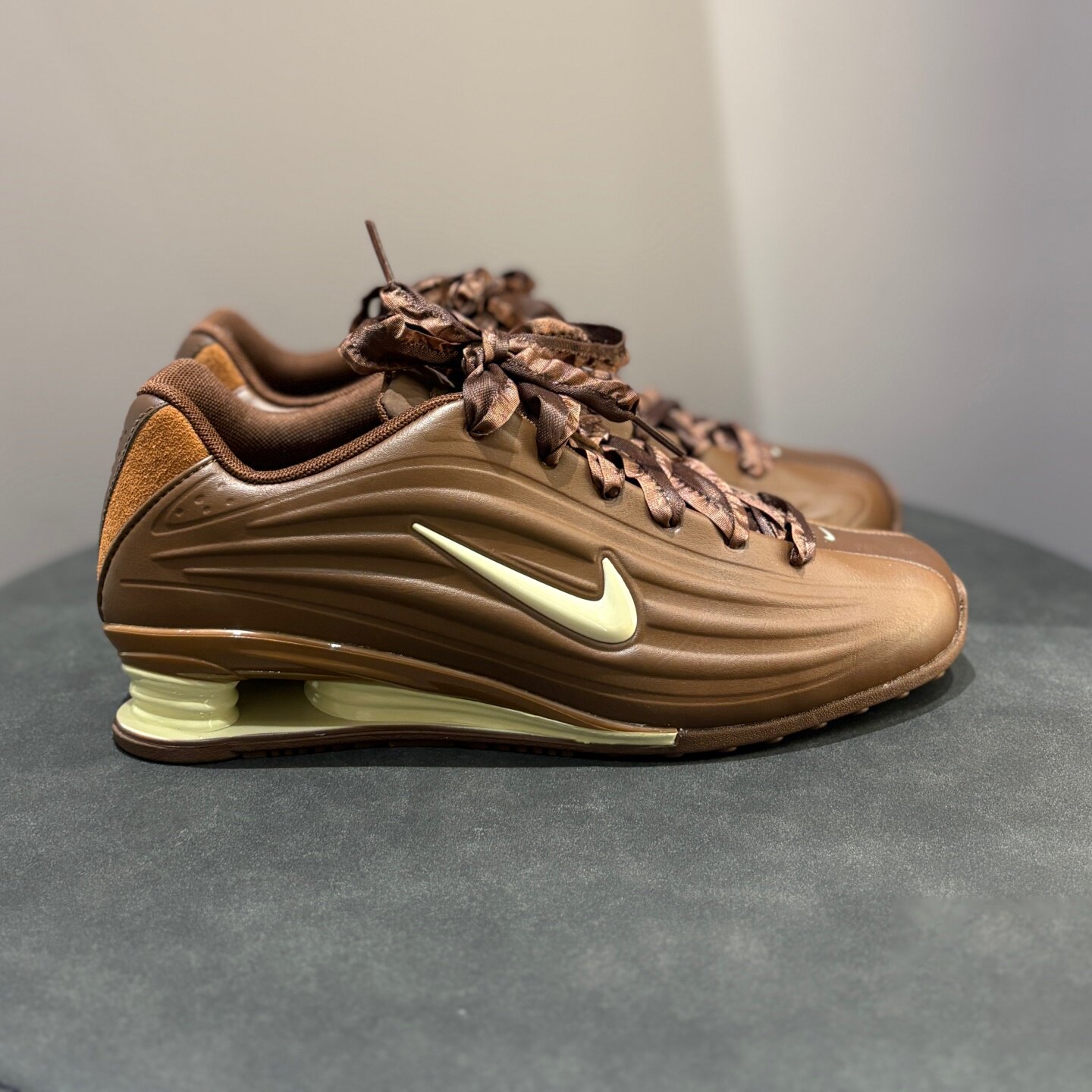 Nike耐克女鞋子2026秋季新款舒适百搭气垫运动休闲跑鞋IV6171-200