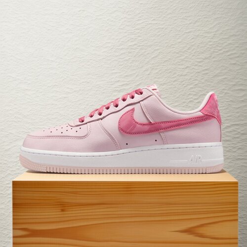 Nike耐克女鞋子2026春季新款舒适百搭空军一号低帮板鞋IO8755-600