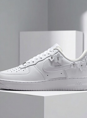 Nike耐克女鞋子2026秋季新款舒适百搭空军一号低帮板鞋IR8637-100