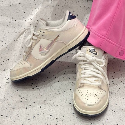 Nike耐克女鞋子2025冬季新款DUNK舒适百搭低帮休闲板鞋IM6571-027