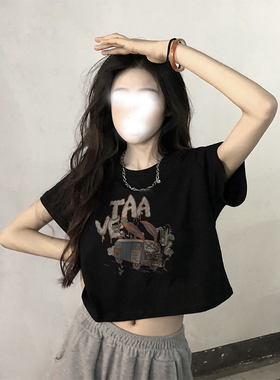 黑色宽松短款t恤潮牌显瘦女高腰休闲正肩短袖港风chic甜辣小上衣