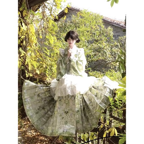 绿色小羊汉洋折衷洛丽塔马面裙