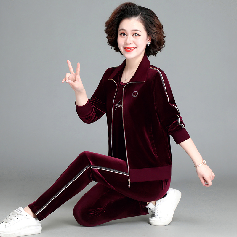 中年妈妈秋装金丝绒外套2025新款休闲三件套中老年女春秋运动套装