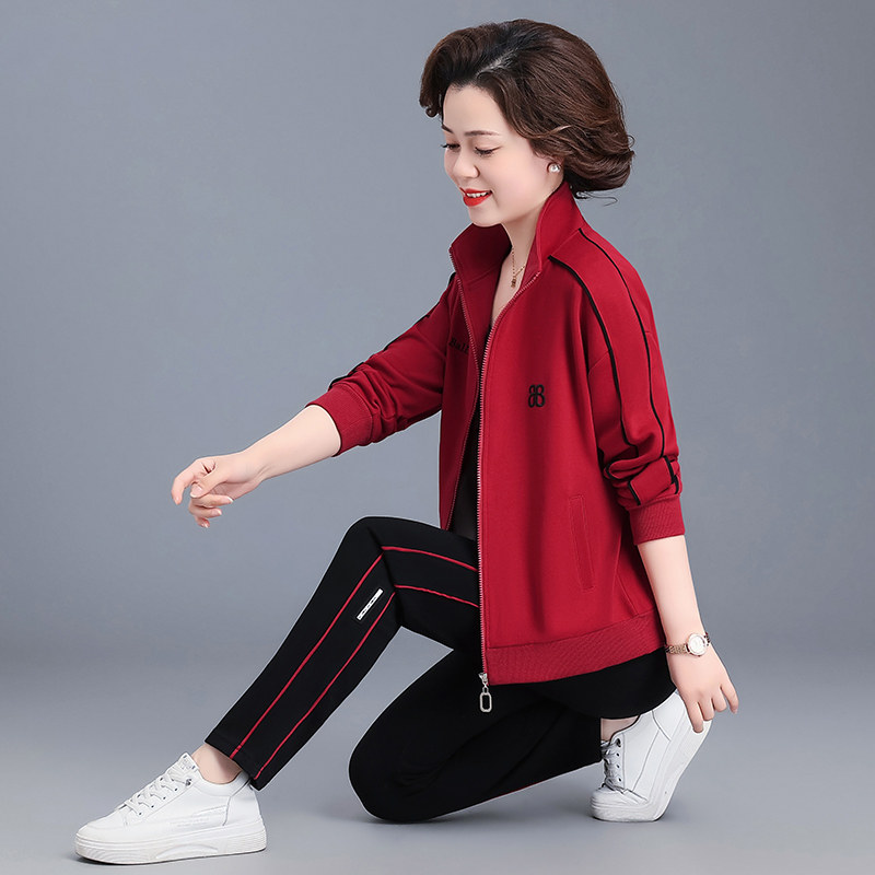 50岁妈妈运动服套装春秋大码中老年人女秋装外套新款阔太太三件套