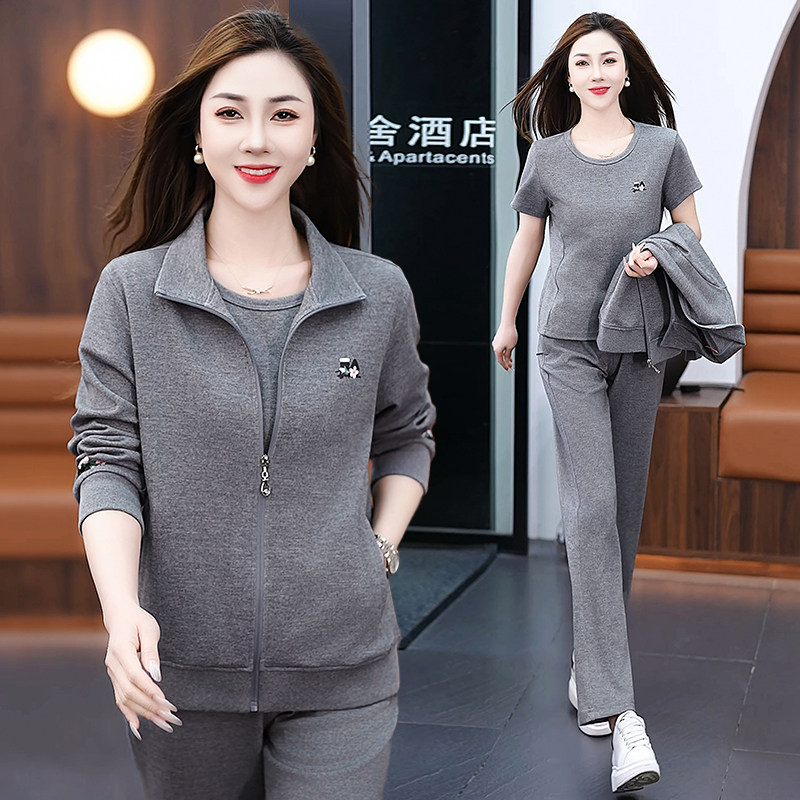 妈妈春装外套2025新款中老年运动服套装中年妇女春秋款上衣三件套