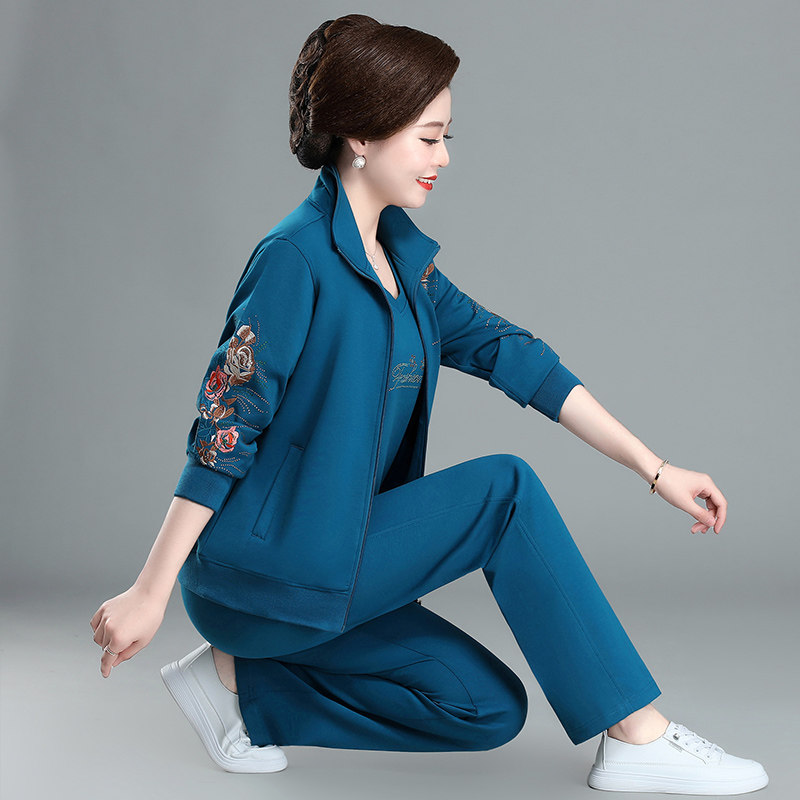 品牌中老年女装秋季时尚刺绣外套