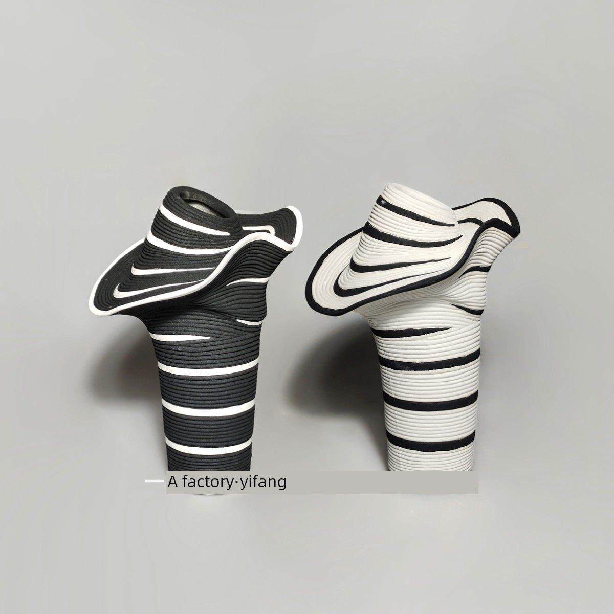 依依黑白条纹陶瓷花器创意家居样板房客厅售楼处咖啡桌餐厅花瓶饰,家居饰品,花瓶,淘宝优惠券,粉丝福利购,淘宝优惠卷