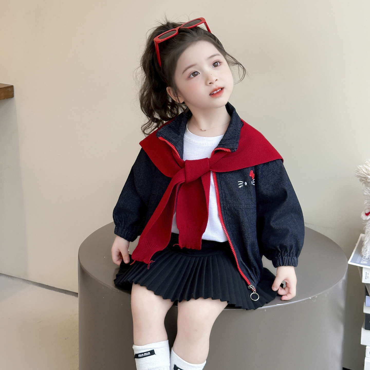 女童外套2025新款女宝宝春秋季拉链衫可爱KT猫披肩潮流时髦两件款