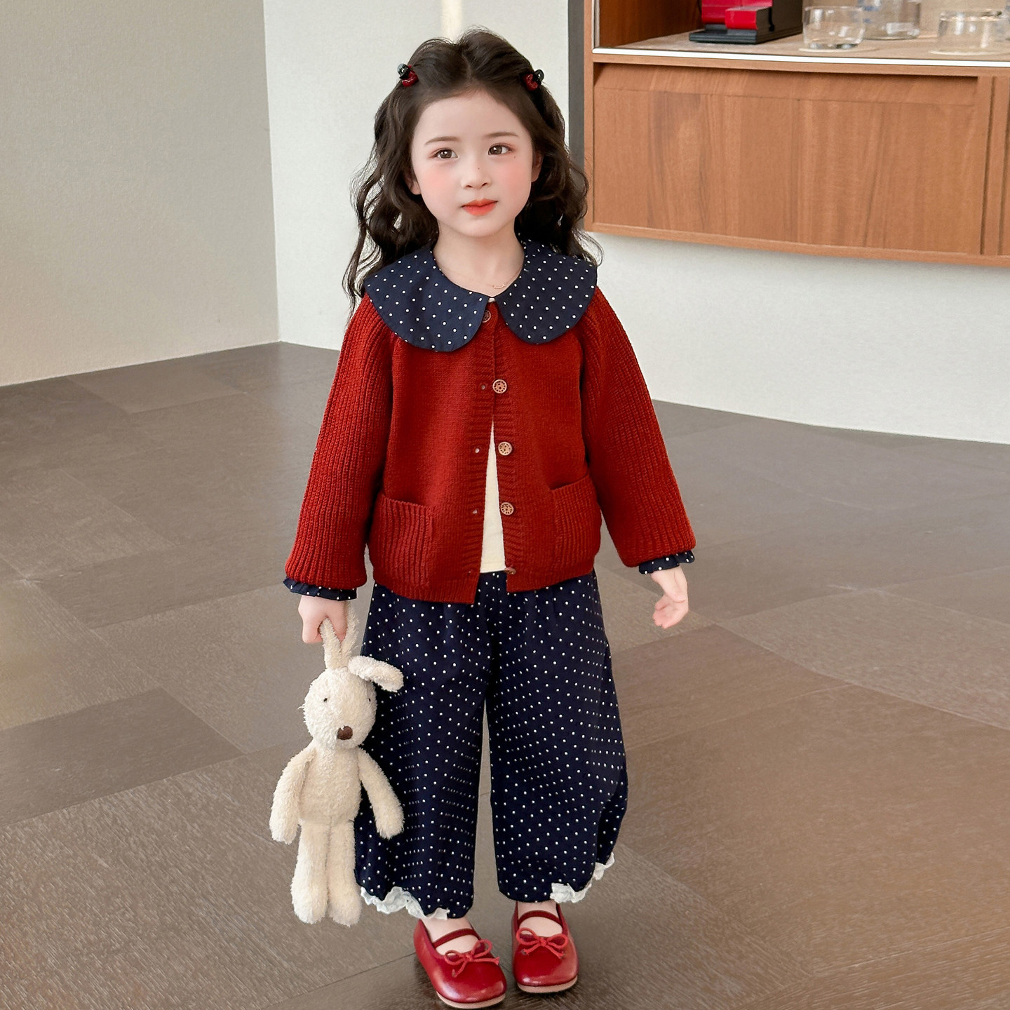 女童套装红色波点针织开衫三件套春秋装时髦百搭休闲裤儿童两件套